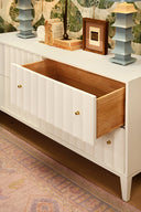 Angus Chest